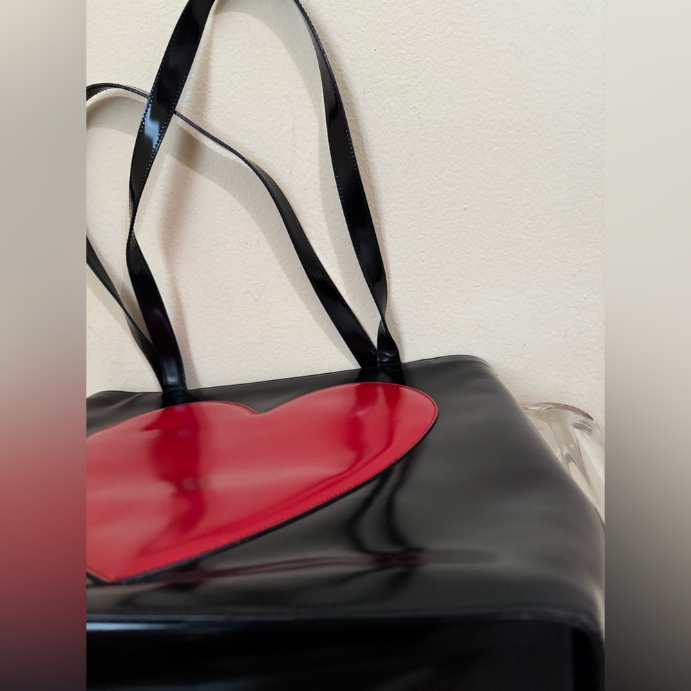 Moschino Heart Tote Bag Leather Black Red - Picture 4 of 12